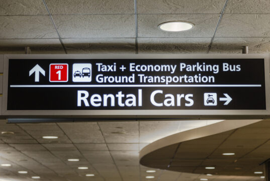 rental cars ID 136821827 © Redwood8 | Dreamstime.com
