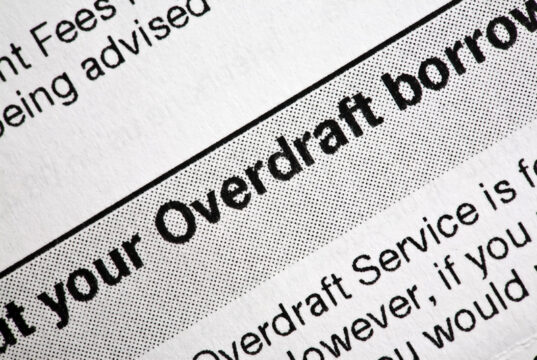 overdraft ID 8599784 © Fluffthecat | Dreamstime.com