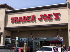 Trader Joe's ID 96632961 © Jonathan Weiss | Dreamstime.com