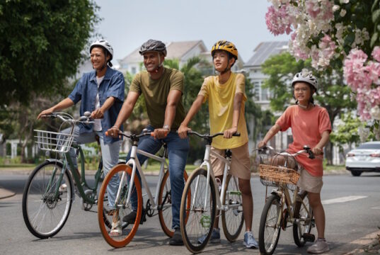 https://www.freepik.com/free-photo/full-shot-family-cycling-outdoors_41254005.htm#fromView=search&page=1&position=24&uuid=dad72f0c-2422-4be2-b9da-0817c769877d&query=several+bike+riders