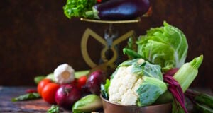 https://www.vecteezy.com/photo/51081682-autumn-organic-vegetables-on-wooden-background-with-scale