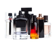 https://www.freepik.com/premium-photo/bottle-perfume-isolated-white-background_5007662.htm#fromView=search&page=1&position=14&uuid=1dc864d5-e0bf-4986-b800-e5394fb5135c&query=perfume