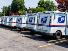 USPS ID 119195276 © Jonathan Weiss | Dreamstime.com