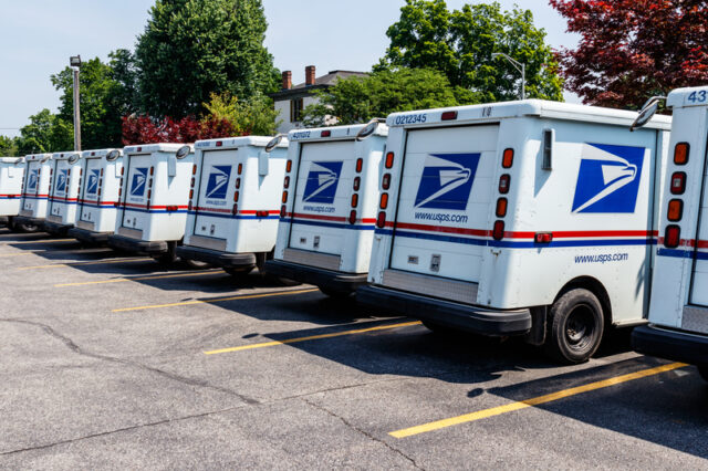 USPS ID 119195276 © Jonathan Weiss | Dreamstime.com