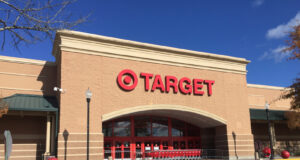 Target Store ID 81214730 © Gerald T. Coli | Dreamstime.com