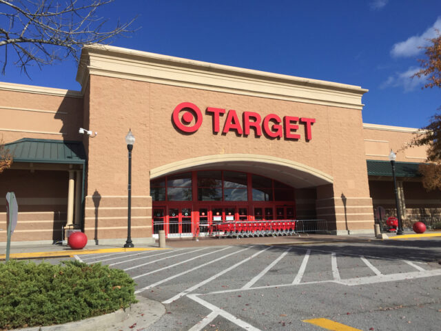 Target Store ID 81214730 © Gerald T. Coli | Dreamstime.com