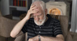 https://www.freepik.com/free-photo/senior-man-confronting-alzheimer-disease_16518627.htm#fromView=search&page=1&position=26&uuid=70d54443-3b24-4e09-b001-575fa7b23024&query=sleepy+elder