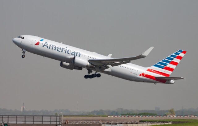 vecteezy_american-airlines-boeing-767-300-n391aa-passenger-plane_27556801 https://www.vecteezy.com/photo/27556801-american-airlines-boeing-767-300-n391aa-passenger-plane-departure-and-take-off-at-paris-charles-de-gaulle-airport