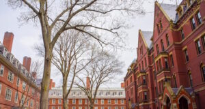 https://www.freepik.com/premium-photo/dormitories-harvard-computer-society-building-harvard-yard-harvard-university-cambridge-massachusetts-ma-usa_24547445.htm#fromView=search&page=1&position=13&uuid=8fcd334b-b4b0-4b66-9a99-607c58b93da2&query=harvard+university