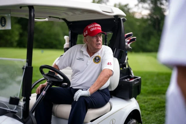 https://www.nytimes.com/2023/08/10/sports/golf/trump-liv-golf-bedminster.html