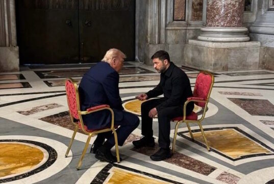 https://x.com/ZelenskyyUa/status/1916089502088524203?ref_src=twsrc%5Etfw%7Ctwcamp%5Etweetembed%7Ctwterm%5E1916089502088524203%7Ctwgr%5E5d56b0d87bd66497da37bc881b2e2eca42de30ad%7Ctwcon%5Es1_&ref_url=https%3A%2F%2Fwww.bloomberg.com%2Fnews%2Farticles%2F2025-04-26%2Ftrump-zelenskiy-meet-on-the-sidelines-of-pope-francis-funeral