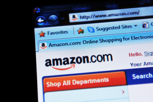 Amazon ID 18055994 | Amazon © Lucian Milasan | Dreamstime.com