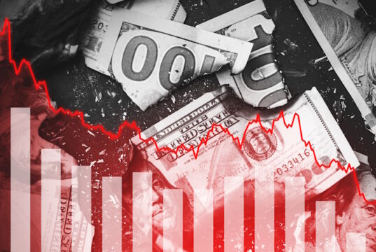 https://www.freepik.com/premium-photo/usd-bills-with-overlayed-falling-sparkline-chart-concept-economic-crisis-inflation-gdp-negative-growth_81650651.htm#fromView=search&page=1&position=18&uuid=5a2ecd8f-bea1-4327-a580-c728f82a8c74&query=us+dollar+down