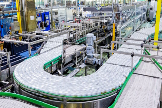 https://www.vecteezy.com/photo/14324771-beverage-cans-on-conveyor-belt