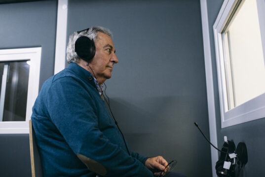 https://www.vecteezy.com/photo/29821005-patient-with-headphones-during-a-hearing-test