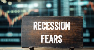 https://www.vecteezy.com/photo/54472135-recession-fears-message-on-a-wooden-sign