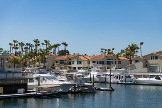 https://www.freepik.com/premium-photo/long-beach-california-usa-march-26-2023-yacht-sea-marina-docked-vessels-boat-trip-yacht-club-sea-vacation-summer-boating-yachting-charter-luxury-boat-marina-with-houses_409987564.htm#fromView=search&page=1&position=7&uuid=a283e0aa-e0bf-4a82-b3c8-87f1b5123025&query=marina