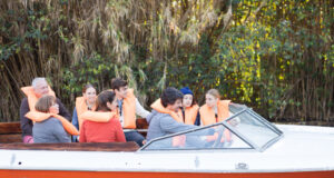 https://www.freepik.com/free-photo/happy-family-with-life-vests-sailing-river_904855.htm#fromView=search&page=1&position=24&uuid=398d1634-ae70-49ff-b942-59dda8040fa5&query=boating