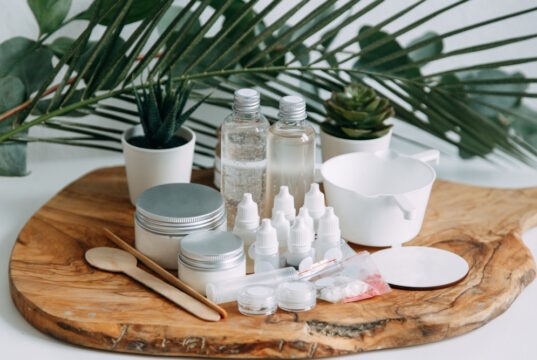 https://www.freepik.com/premium-photo/ecological-cosmetics-jars-with-greens-bottle-natural-cosmetics-flatley_17564197.htm#fromView=search&page=1&position=12&uuid=f67d4bf1-354f-4c8f-9373-3b1e73c031b9&query=skin+care+supplies