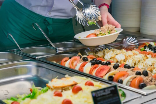 https://www.vecteezy.com/photo/10606823-full-lunch-service-station