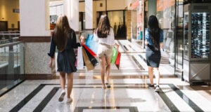 https://www.freepik.com/free-photo/women-shopping-mall_1367811.htm#fromView=search&page=1&position=2&uuid=2d7b6a49-4446-4c6a-92c0-7984e7734076&query=shopping+mall