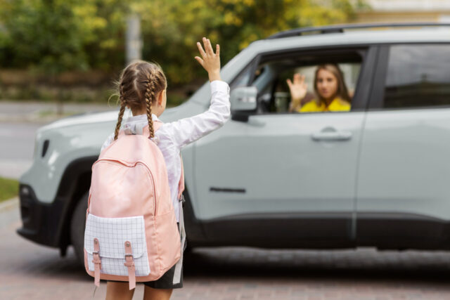 https://www.freepik.com/free-photo/back-view-girl-waving-mother_32518285.htm#fromView=search&page=1&position=22&uuid=07e560e8-a329-4ac8-891e-edc3406833b0&query=school+drop+off