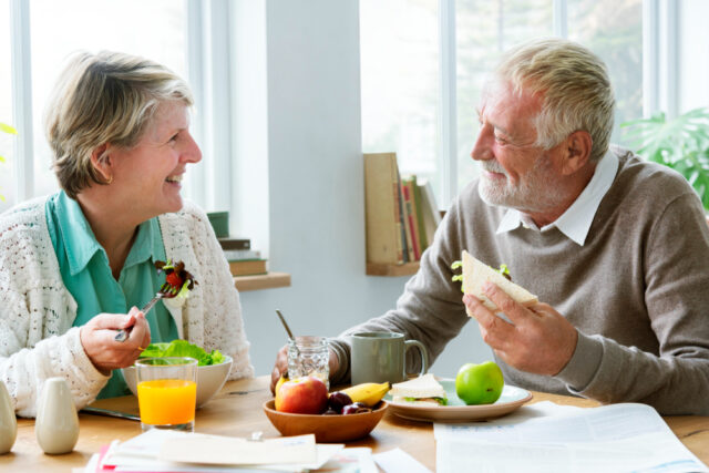 70749 https://www.freepik.com/premium-photo/pensioner-elderly-couple-eating-brunch-concept_3676085.htm#fromView=search&page=1&position=11&uuid=85e656a2-b39c-4099-af5f-1f3367469f48&query=seniors+eating+