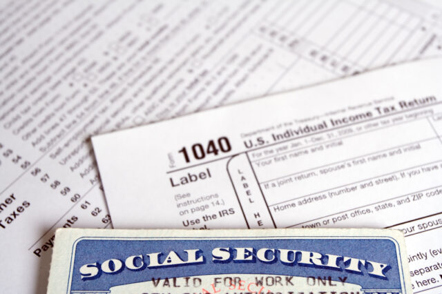 dreamstime_s_13293239 social security tax