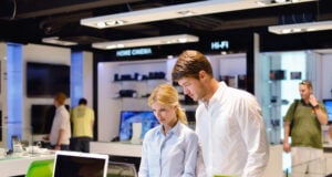 https://www.vecteezy.com/photo/11926410-people-in-electronics-store