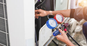 https://www.freepik.com/premium-photo/technician-checks-operation-air-conditioner_20183449.htm#fromView=search&page=1&position=32&uuid=73b7a9e0-fd44-4b3b-8e3a-8d9cd5db87d0&query=hvac
