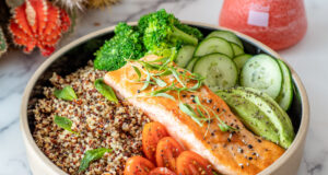 https://www.freepik.com/free-photo/plate-salmon-with-quinoa-raw-vegetables_13411598.htm#fromView=search&page=1&position=14&uuid=5371d64e-6010-48f6-914b-17ae0d23b373&query=healthy+food