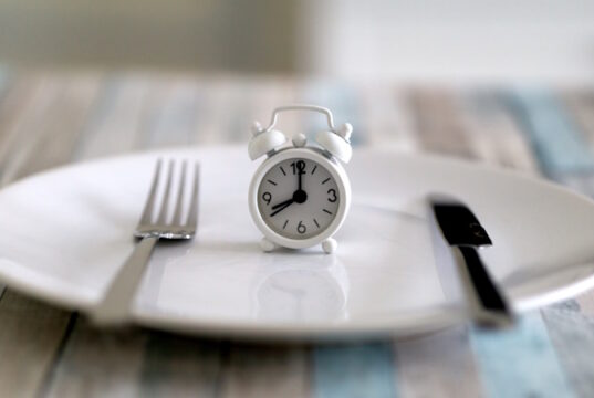 https://www.freepik.com/premium-photo/close-up-view-alarm-clock-plate-intermittent-fasting-diet-concept-time-eat-healthy_125916736.htm#fromView=search&page=1&position=6&uuid=433ace97-e51a-4805-9895-2fdec158a35d&query=intermittent+fasting