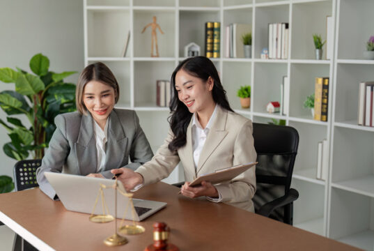 https://www.vecteezy.com/photo/49754224-female-lawyers-reviewing-case-details-on-laptop-together