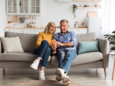 https://www.vecteezy.com/photo/54447770-happy-mature-husband-and-wife-using-smartphone-with-new-application-browsing-internet-together-sitting-on-sofa-at-home-senior-people-texting-on-phone-mobile-app-communication-and-gadgets