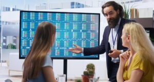 https://www.freepik.com/free-photo/broker-office-assisting-family-with-ipo-forex-portfolio-management_352744908.htm#fromView=search&page=1&position=0&uuid=f209b1e2-39d4-44c0-b171-9db166f56da5&query=ipo