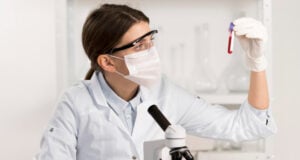 https://www.freepik.com/free-photo/woman-working-laboratory-close-up_12168598.htm#fromView=search&page=1&position=19&uuid=9b439aab-524d-41ad-80e7-61de3ae3e1ac&query=lab+wrk