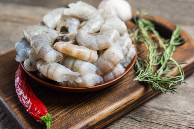 2474 https://www.freepik.com/free-photo/close-up-raw-shrimps-wooden-background_9129578.htm#fromView=search&page=1&position=8&uuid=4f5245c0-f832-4315-b56d-d431ed1954a0&query=frozen+shrimp