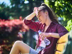 https://www.freepik.com/premium-photo/woman-sweating-hot-weather_8751600.htm#fromView=search&page=1&position=5&uuid=e3f6ce6d-779f-49f5-bd4e-57d270af633c&query=hot+weather