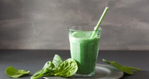 https://www.freepik.com/premium-photo/green-spinach-smoothie-with-spirulina_8512732.htm#fromView=search&page=1&position=9&uuid=35b228c0-e4f3-439e-9477-9005ee099976&query=leafy+green+smoothie