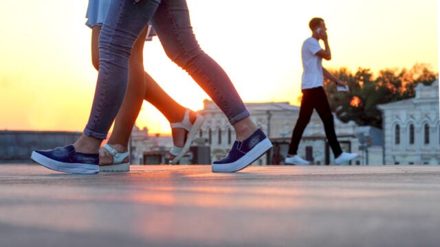9616 https://www.freepik.com/premium-photo/legs-people-walking-sunset-leisure-recreation-city_18429458.htm#fromView=search&page=1&position=5&uuid=2d021e2e-0133-4624-acd8-471bae530f0b&query=walk?log-in=email