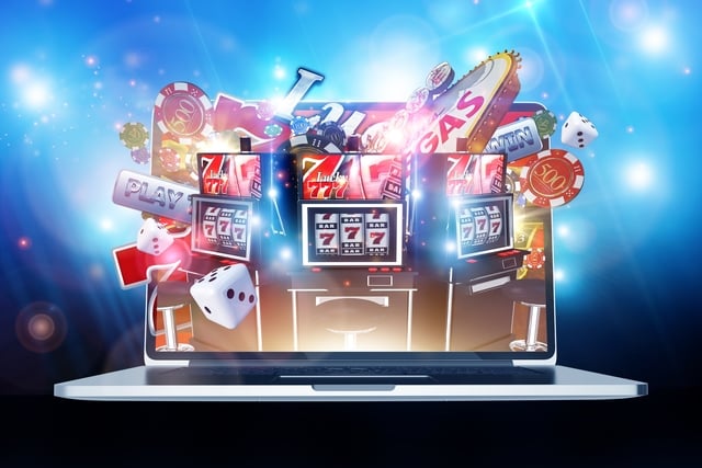 https://www.vecteezy.com/photo/24636575-online-casino-gambling