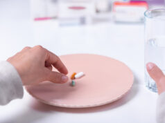 https://www.vecteezy.com/photo/41648194-time-of-medication-of-convalescent-and-background-person-plus-medication