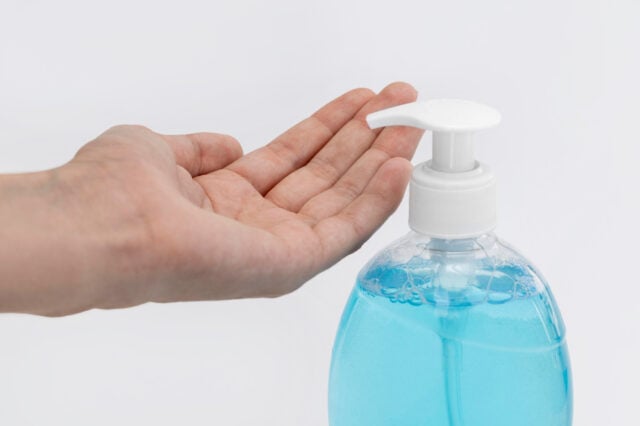 2148685586 https://www.freepik.com/free-photo/person-washing-his-hand-with-liquid-soap_10302459.htm#fromView=search&page=2&position=42&uuid=709ea34f-0340-4dd8-802c-4044e2958ae6&query=liquid+soap
