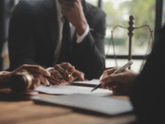 https://www.freepik.com/premium-photo/good-service-cooperation-consultation-businesswoman-male-lawyer-judge-counselor-having-team-meeting-with-client-law-legal-services-concept_181706742.htm#fromView=image_search_similar&page=1&position=11&uuid=7372fca1-a304-497a-be76-a3196d59e239&query=lawyer