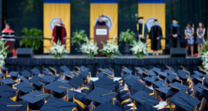 https://www.freepik.com/premium-photo/graduation-photos_370560036.htm#fromView=search&page=1&position=28&uuid=ead11ad2-dd40-48ef-952f-ca5d079ffec4&query=college+graduation+ceremony