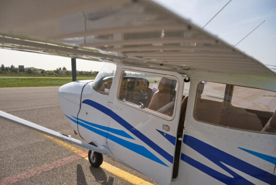 https://www.vecteezy.com/photo/59327011-a-small-airplane-with-a-blue-and-white-paint-job
