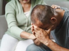 https://www.vecteezy.com/photo/2910268-female-friend-or-family-sitting-and-hold-hands-during-cheer-up-to-mental-depress-man-psychologist-provides-mental-aid-to-patient-ptsd-mental-health-concept
