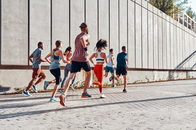 https://www.vecteezy.com/photo/13561145-full-length-of-young-people-in-sports-clothing-jogging-while-exercising-on-the-sidewalk-outdoors