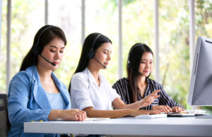 https://www.vecteezy.com/photo/7108031-service-team-concept-operator-or-contact-center-sale-in-office-information-people-call-center-quality-professional-team-sales-support-office-environment-workplace-representative-company