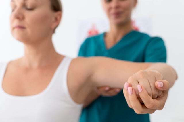 https://www.freepik.com/free-photo/woman-having-physiotherapy-session_18842980.htm#fromView=search&page=1&position=29&uuid=3e98ff38-a682-44dd-832d-b8c9ed98d0e7&query=elbow+therapy